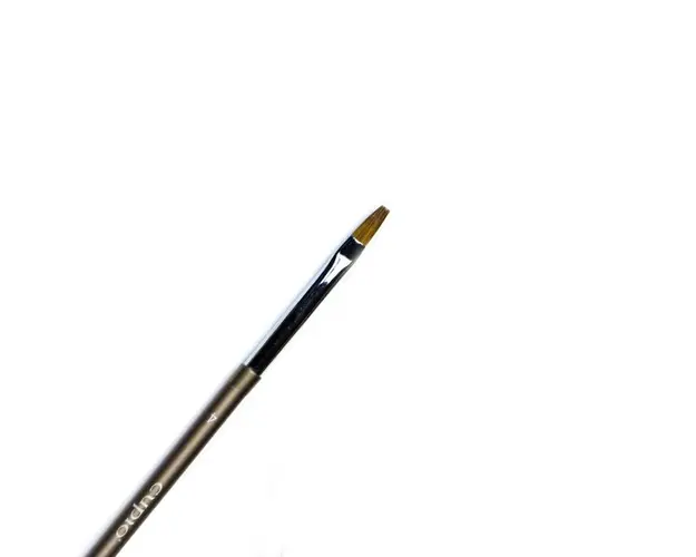 Pensula manichiura gel din Kolinsky Nr. 4 cu capac metalic