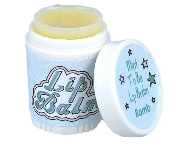 Balsam buze Mint to Be nou, Bomb Cosmetics, 4.5 g