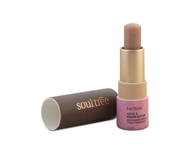 Balsam de Buze cu Lotus si Unt de Kokum Soultree, 3.5g