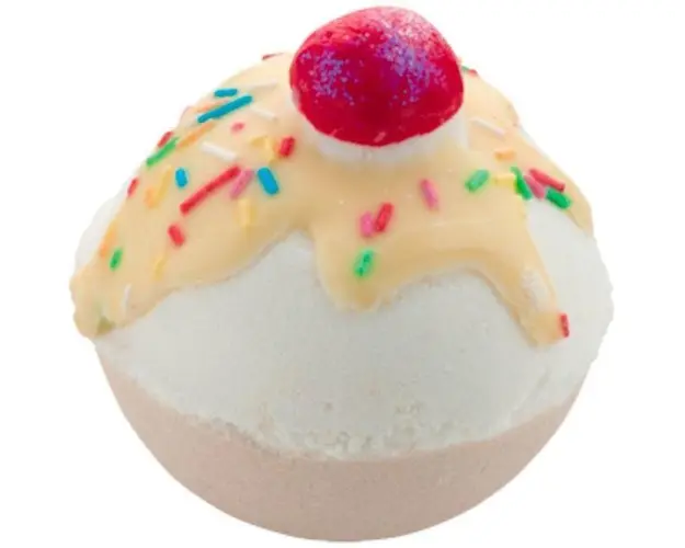 Bila efervescenta de baie, Cherry Bathe-well, Bomb Cosmetics, 160 gr 