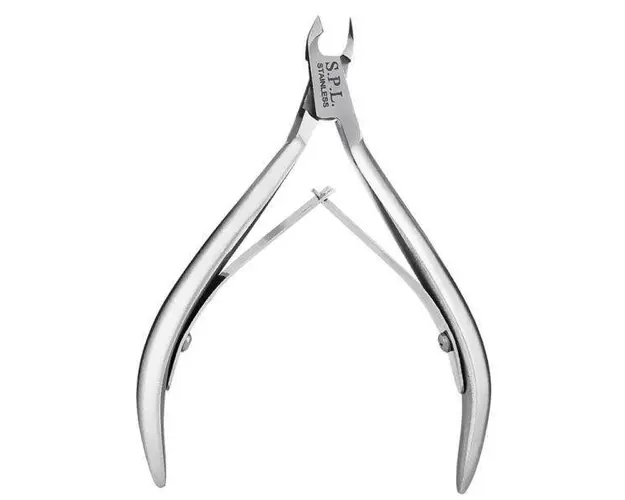 Cleste profesional pentru cuticule SPL 9401
