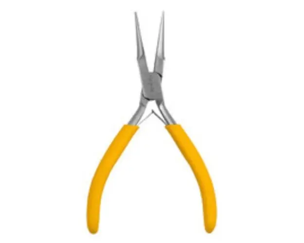 Cleste pentru ingustare la extensia unghiilor