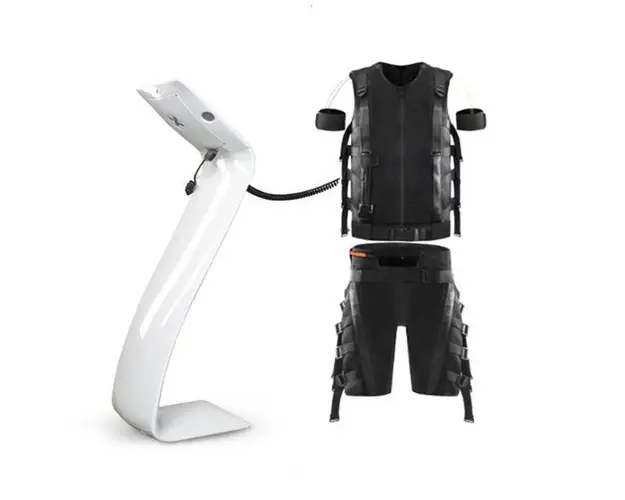 Costum EMS Body Suit, Creare Masa Musculara Fitness Microcurenti Electrostimulare Profesional Slabire Rapida Anticelulitic, ProBODY C