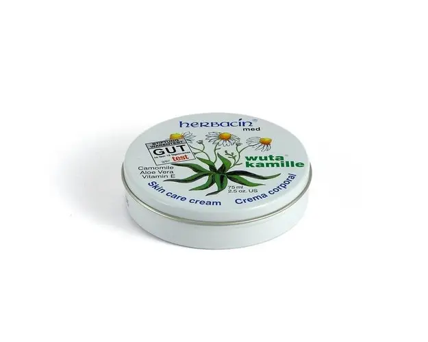 Crema ingrijirea pielii (cutie aluminiu), Herbacin, 75 ml