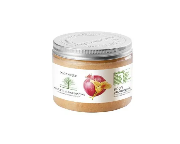 Exfoliant corp nasturel si rodie, Organique, 200 ml