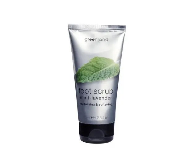 Exfoliant picioare, cu menta si levantica, Greenland, 75 ml