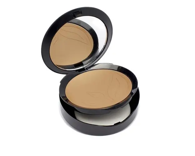 Fond de Ten Compact 06 PuroBio Cosmetics, 9g