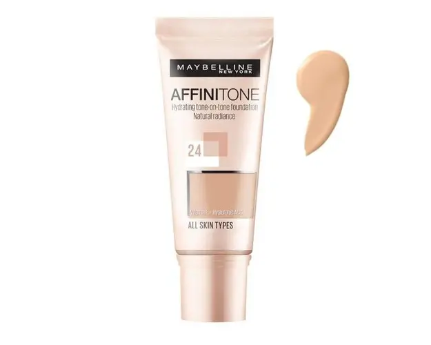 Fond de Ten Maybelline Affinitone Foundation 24 Golden Beige, 30 ml