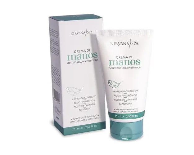 Pachet ingrijire pe timp de iarna, Crema de maini 75 ml + Ulei de migdale 125 ml