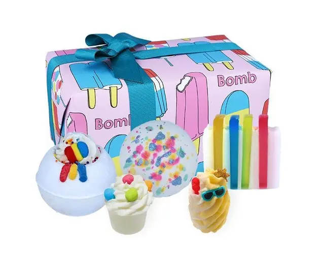 Set cadou Anything is Popsickle, Bomb Cosmetic (bila baie 160g + bila baie 160 g + sare baie 50 g + sare baie 50 g + sapun solid 100 g) 