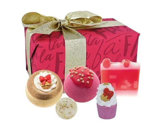 Set cadou Fa La La Festive, 5 produse, bile de baie 2x160g + sare de baie 30g + sapun solid 100g, Bomb Cosmetics