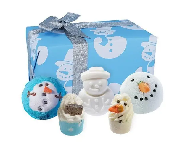 Set cadou Mr Frosty 5 produse, bile de baie 2x160g + sare de baie 2x50g + gel dus + sapun solid, Bomb Cosmetics