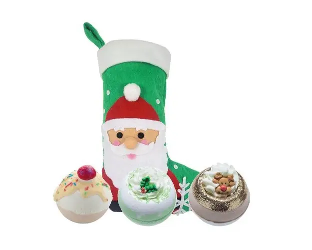 Set cadou Santa`s Stocking, 3 produse, 3 x bile baie 160 g, Bomb Cosmetics