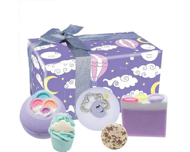 Set cadou The Land of Nod 5 produse, bile de baie 2x160g + sare de baie 2x50g + sapun solid 100g, Bomb Cosmetics