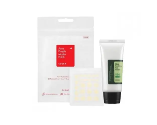 Set Crema solara calmanta cu aloe vera SPF 50 PA+++ COSRX, 50ml + Plasturi Acne Pimple Master Patch COSRX, 1 folie / 3 tipuri / 24 buc