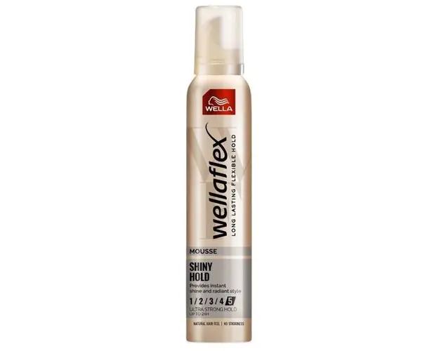 Spuma pentru Stralucire cu Fixare Extra Puternica - Wella Wellaflex Mousse Shiny Hold Ultra Strong Hold, 200 ml