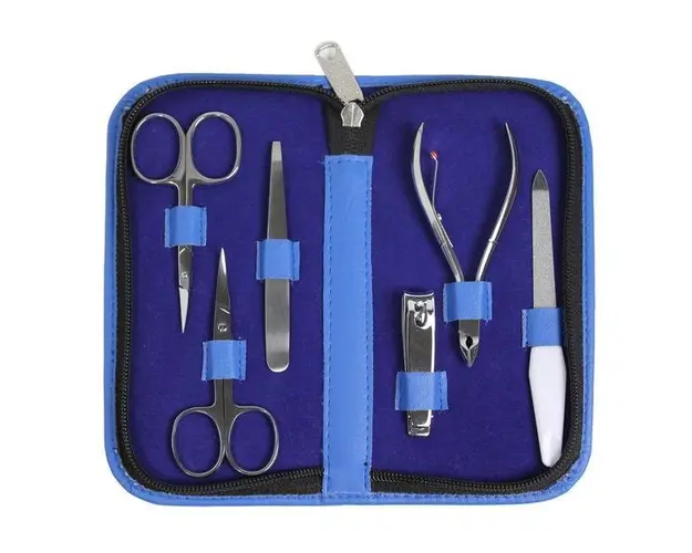 Trusa manichiura albastra 6 piese Koh-I-Noor, K01-B