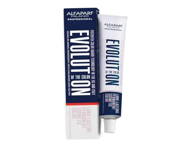 Vopsea Permanenta - Alfaparf Milano Evolution of the Color nuanta 7.66I Medium Blonde Intense Red