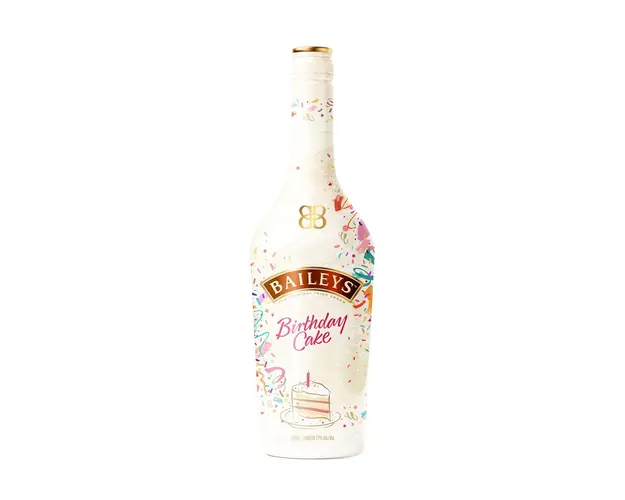 Birthday cake cream liqueur 700 ml