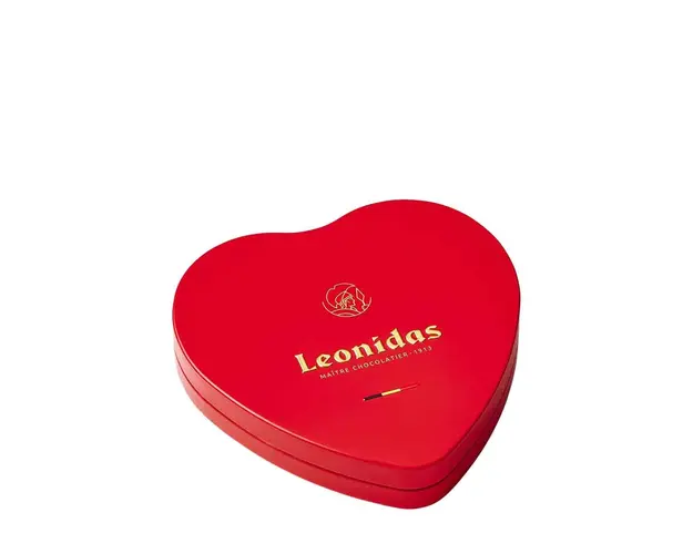 Metal heart box 110 gr