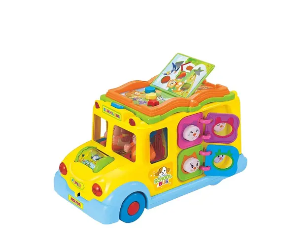 Autobuzul scolar, cu lumini si sunete