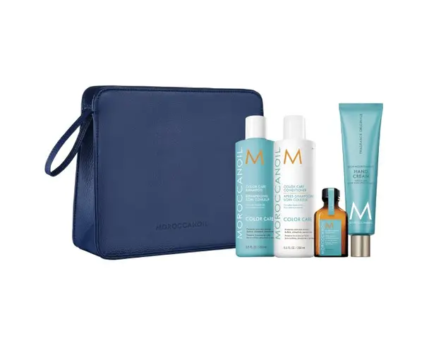 Set de par Moroccanoil Luminous Wonders Color Care Gift Set