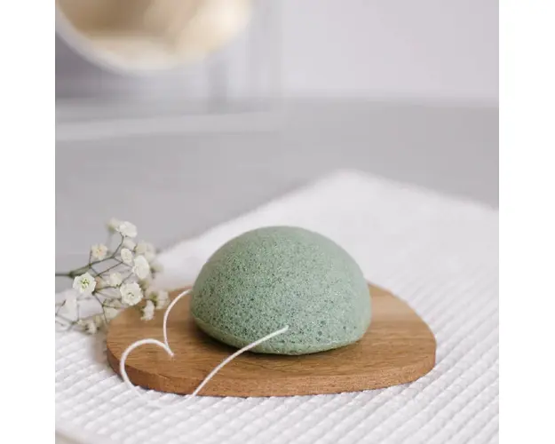 Burete De Fata Natural Din Konjac Cu Esenta De Ceai Verde