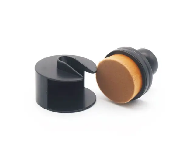 Pensula Makeup Multifunctionala Pentru Aplicare Fond de Ten, Corector MUP 01