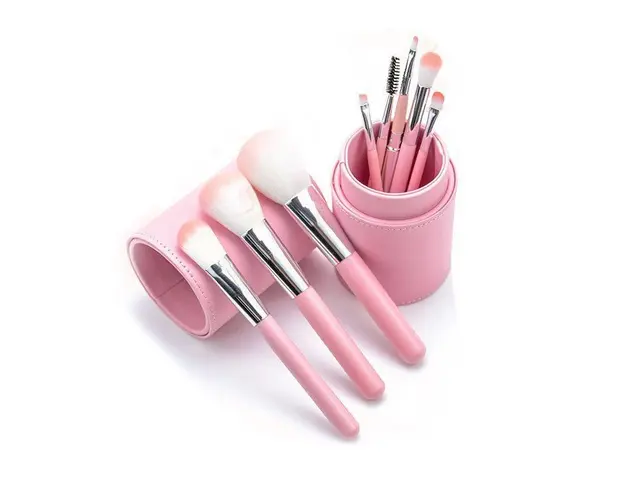 Set 8 Pensule Makeup Profesionale si Cutie Depozitare Roz