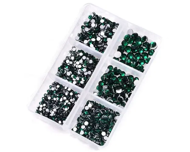 Strasuri unghii diverse marimi, Green 04