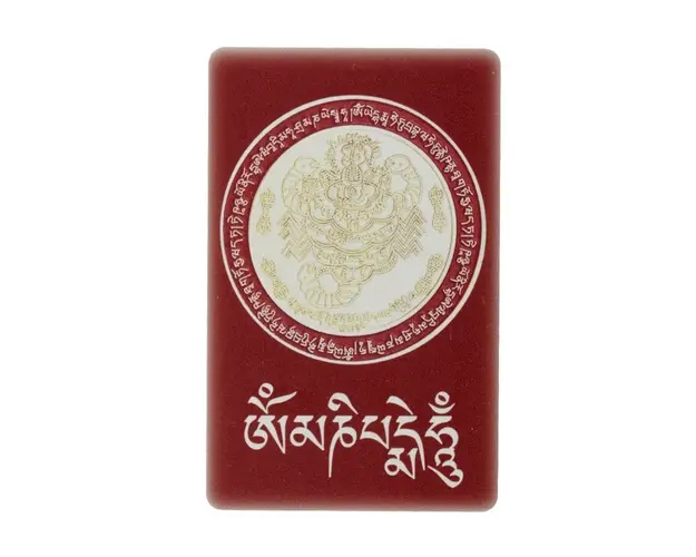 Card cu amuleta pentru protejarea familiei  Dorje Drolo  Guru Rinpoche  Scorpion si om mani padme hum