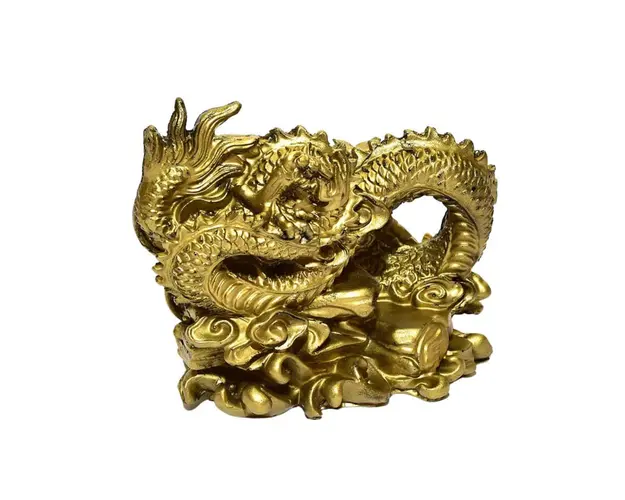 Dragon auriu cu monede chinezesti