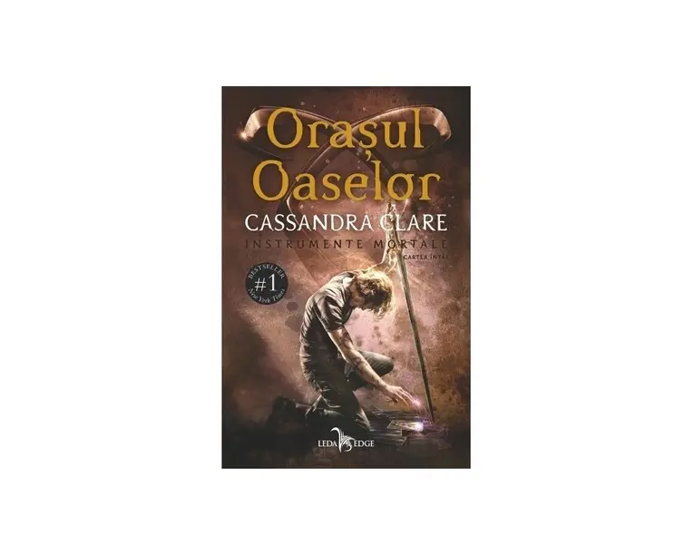 Orasul Oaselor. Seria Instrumente Mortale, Vol.1