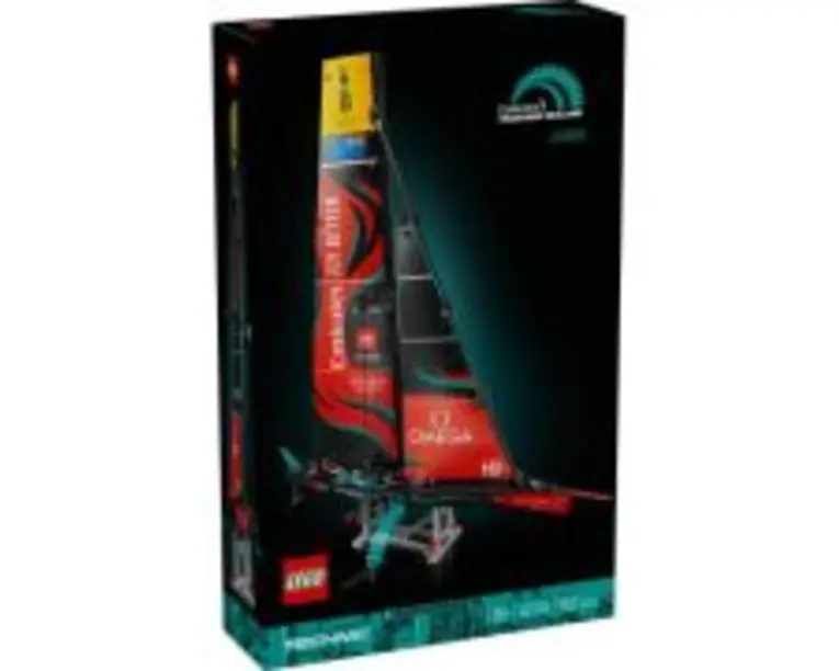 LEGO Technic. Iahtul Emirates Team New Zealand AC75 42174, 952 piese
