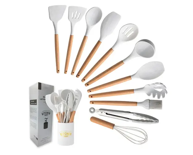 Set 12 ustensile de gatit din silicon, maner rezistent din bambus