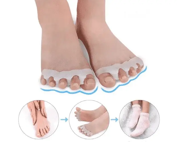 Set 2 bucati corector pentru degetele de la picioare, distantiere din silicon elastic si moale, reutilizabile, marime universala, design ergonomic, alb