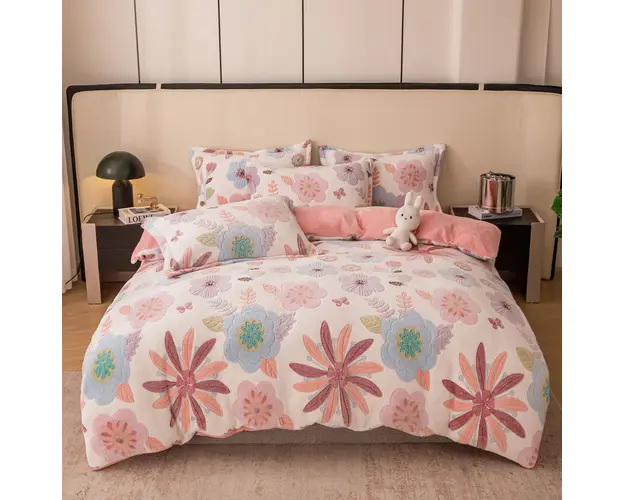 Set lenjerie cocolino pufoasa, cu elastic, pat 2 persoane, 4 piese,