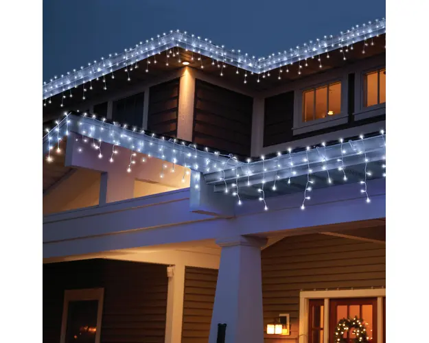 Instalatie exterior fir gros 5,5m x 0.7m, franjuri inegali, 120 led-uri, lumina flash, diverse culori