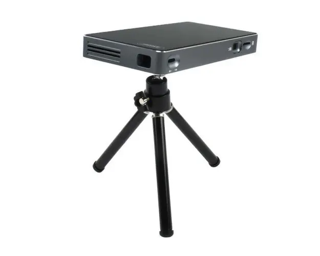 Mini videoproiector 4K, portabil, telecomanda, UHD, Andowl Y8