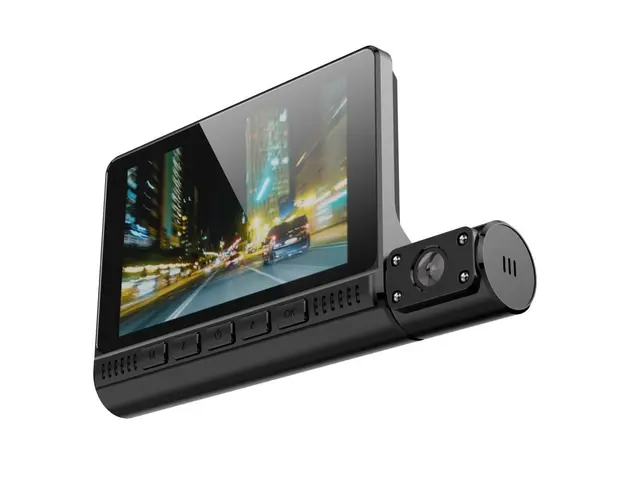 Camera auto DVR, 3 camere, video Full HD 1080 x 1920, Ecran tactil