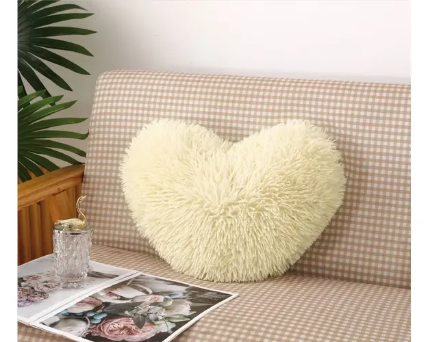 Perna Decorativa in forma de inima, Super Pufoasa, Cocolino