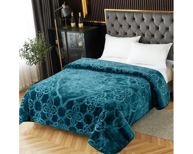 Patura Cocolino dubla si pufoasa perfecta pentru sezonul rece 200 x 240 cm