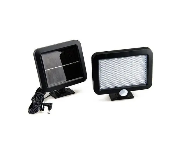 Reflector cu panou solar si senzor de miscare cu telecomanda