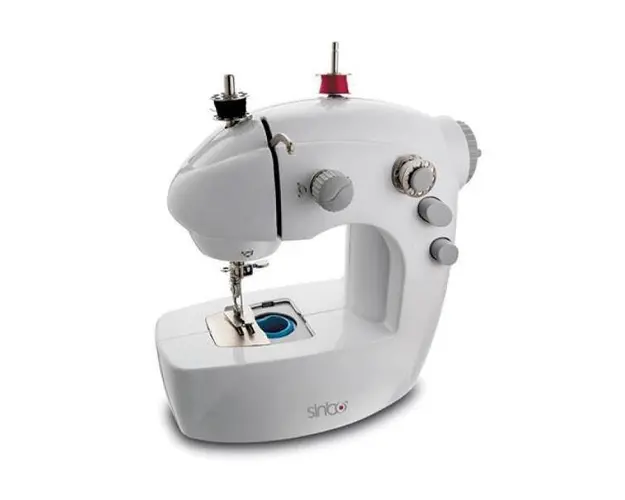 Mini masina de cusut electrica cu pedala + Accesorii