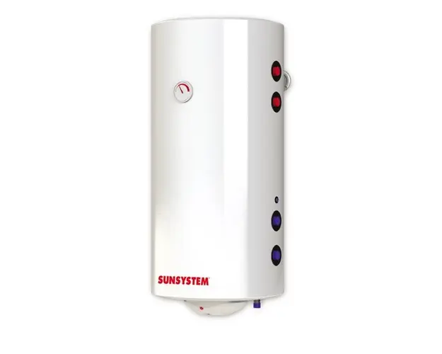 Boiler termoelectric Sunsystem BB NL2 150 PRL 3KW cu doua serpentine, 150 litri, putere serpentina 15 kw, putere electrica 3 KW, serpentine pe partea dreapta, reglaj extern al temperaturii, izolatie termica