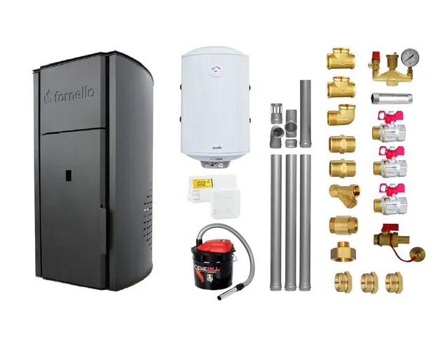 Pachet Centrala peleti Fornello Royal Black 30 kw, complet echipata pentru incalzire, pompa circulatie, vas expansiune, automatizare, kit evacuare 3.5 ml, Boiler Termoelectric Fornello 100 l, Termostat Salus 091FLRFV2, Aspirator si kit montaj