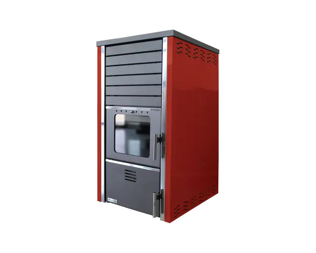 Termosemineu FORNELLO SUPERNOVA RED 38 KW pe combustibil solid ( lemn,carbune,bricheti ) ce se poate utiliza pentru incalzirea locuintelor, este echipat cu pompa de circulatie