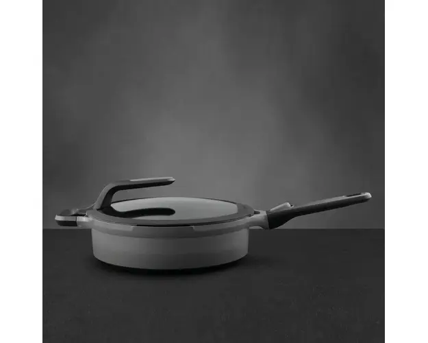 Tigaie cu capac si maner detasabil BergHOFF, Gem Stay Cool, Ø28 cm, 4.6 L, aluminiu turnat, gri