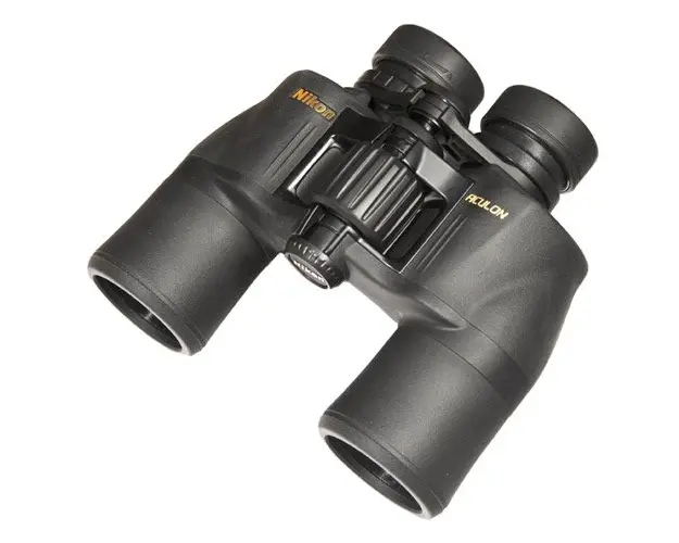 Binoclu Nikon Aculon A211 10x50 BAA814SA