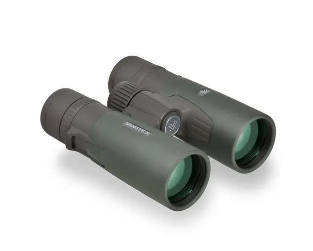 Binoclu Vortex Razor HD 8X42